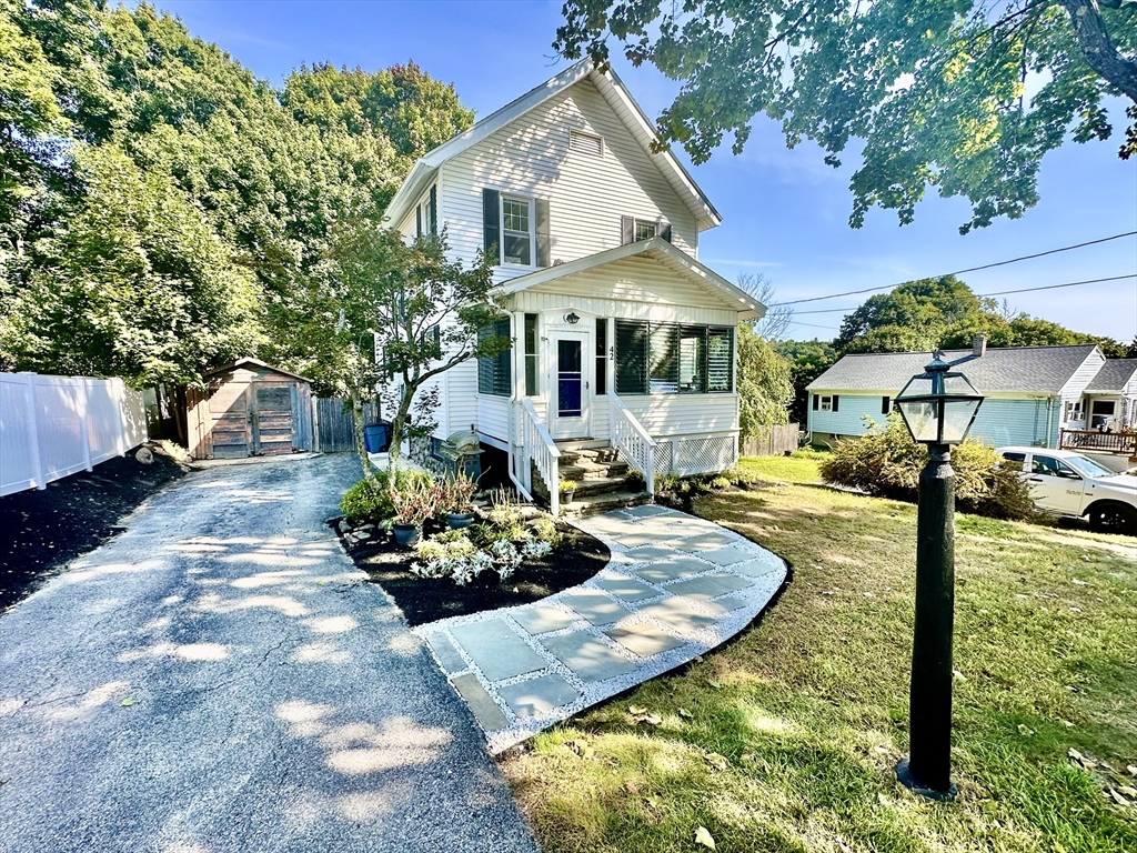 Parkton Ave, Worcester, MA 01605