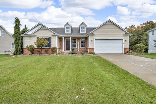 4116 Mulberry Cir, Jackson, MI, 49201-8173 | Card Image