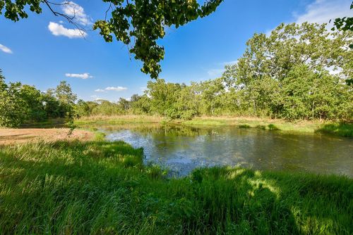 10141 Needville Fairchilds Rd, Needville, TX, 77461-9223 | Card Image