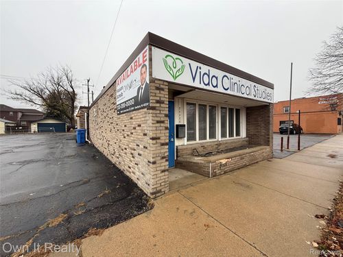 24326 W Warren St, Dearborn Heights, MI, 48127-2234 | Card Image