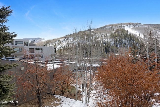 2311 - 1100 N Frontage Rd W, Condo with 2 bedrooms, 2 bathrooms and null parking in Vail CO | Image 4