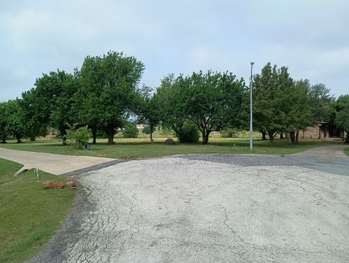 3100 Briarcliff Cir, Gainesville, TX, 76240-5172 | Card Image