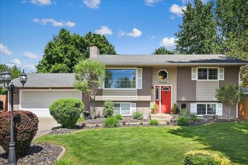 14409 E Sunnyside Dr, Spokane Valley, WA, 99037-9467 | Card Image