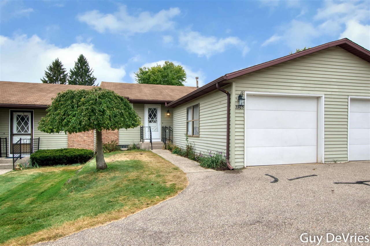 Lemans Ct, Grand Rapids, MI 49512
