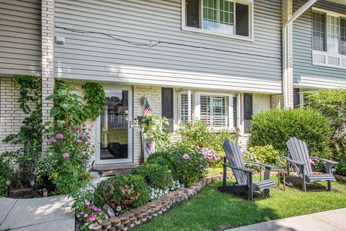 203 Birch Tree Ln, Michigan City, IN, 46360 | Card Image