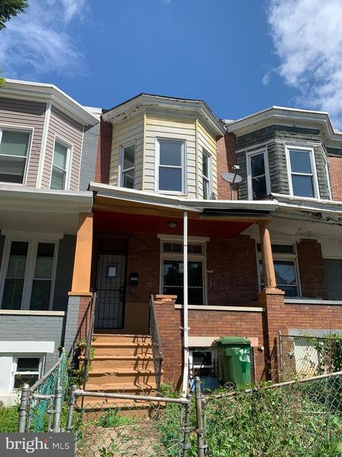 2926 Riggs Ave, BALTIMORE, MD, 21216-4240 | Card Image