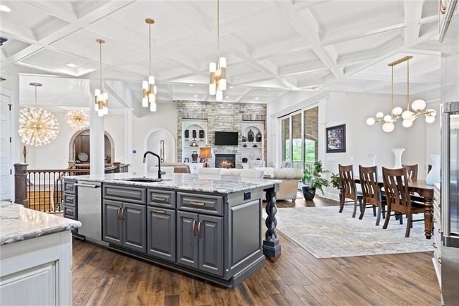 18405 371 Hwy, House other with 4 bedrooms, 6 bathrooms and null parking in Platte City MO | Image 19