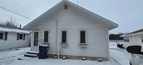 1013 N Edgewater Drive, Silver Lake, IN, 46982 | Card Image