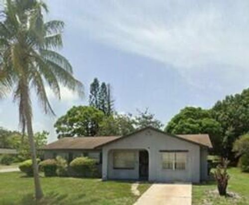 2701 Essex Dr, Fort Pierce, FL, 34946-1149 | Card Image