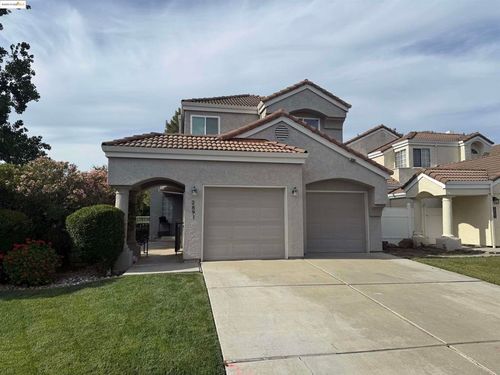 2891 Cherry Hills Dr, Discovery Bay, CA, 94505-1425 | Card Image