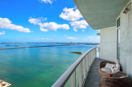 4504-1900 N Bayshore Dr, Miami, FL, 33132-3001 | Card Image