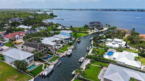 7760 Holiday Dr, SARASOTA, FL, 34231-5314 | Card Image