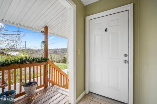 6-3847 Highway 394, Bluff City, TN, 37618-2933 | Card Image