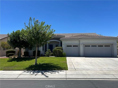 11218 Datura Ln, Apple Valley, CA, 92308-3641 | Card Image