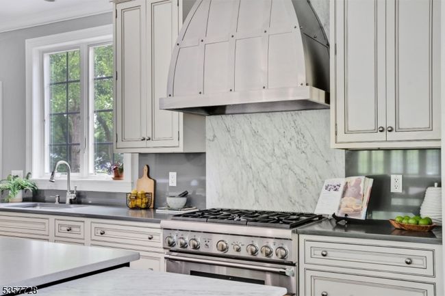 26 Wyndehurst Dr, House other with 6 bedrooms, 5 bathrooms and null parking in Madison NJ | Image 19