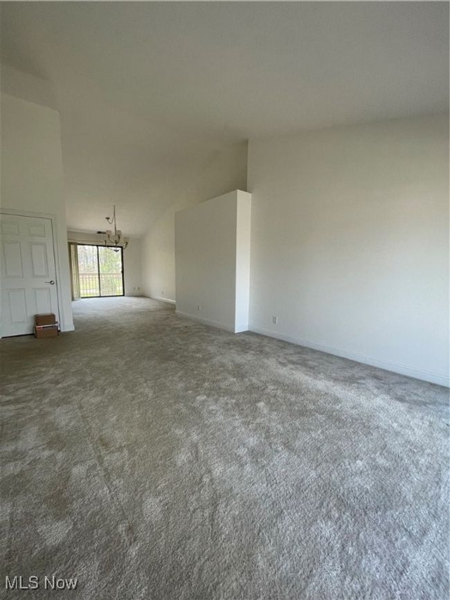APT-110C - 3800 Rosemont Blvd, Condo with 2 bedrooms, 2 bathrooms and null parking in Fairlawn OH | Image 12