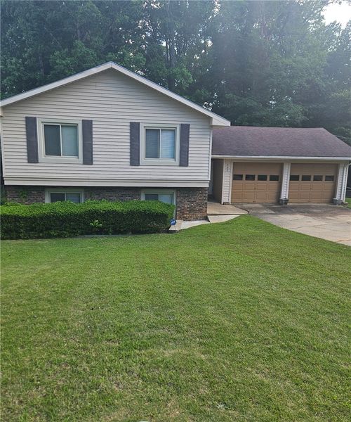 407 Watkins Ave, Opelika, AL, 36804-7760 | Card Image