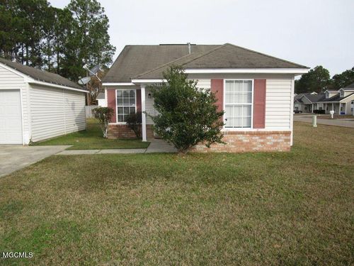 13190 Warren Dr, Gulfport, MS, 39503-4537 | Card Image