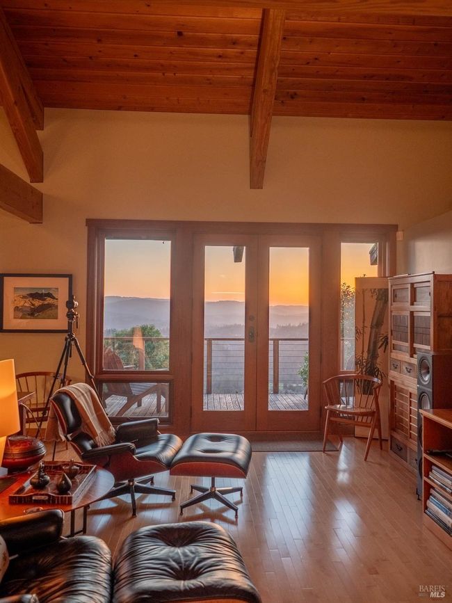 10951 Big Meadow Rd, House other with 2 bedrooms, 3 bathrooms and 6 parking in Philo CA | Image 6