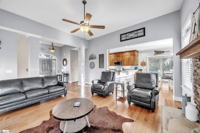 4 Forest Glenn Ct, House other with 3 bedrooms, 2 bathrooms and 2 parking in Pelzer SC | Image 5