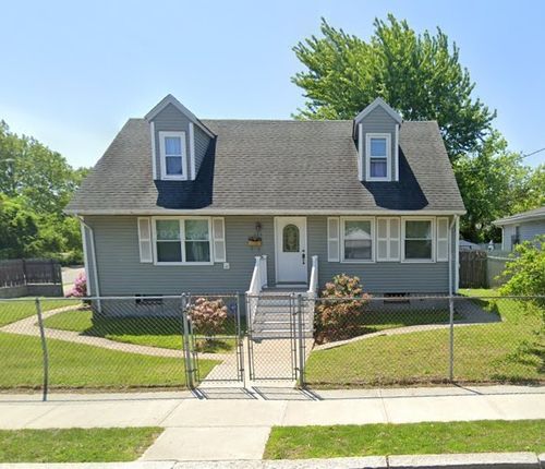 221 Prairie Aka 104 Robinson Street Avenue, Providence, RI, 02905 | Card Image