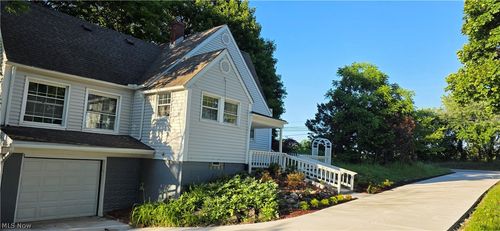 3389 State Route 43, Kent, OH, 44240 | Card Image