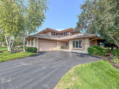 504 N Ponderosa Drive, Hartland, WI, 53029 | Card Image
