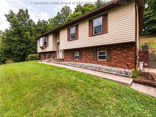 73 Bayshore Ln, Charleston, WV, 25312-5441 | Card Image
