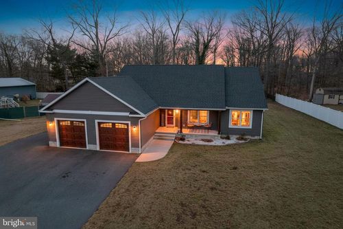 904 Ne 10th St, MILFORD, DE, 19963-1345 | Card Image