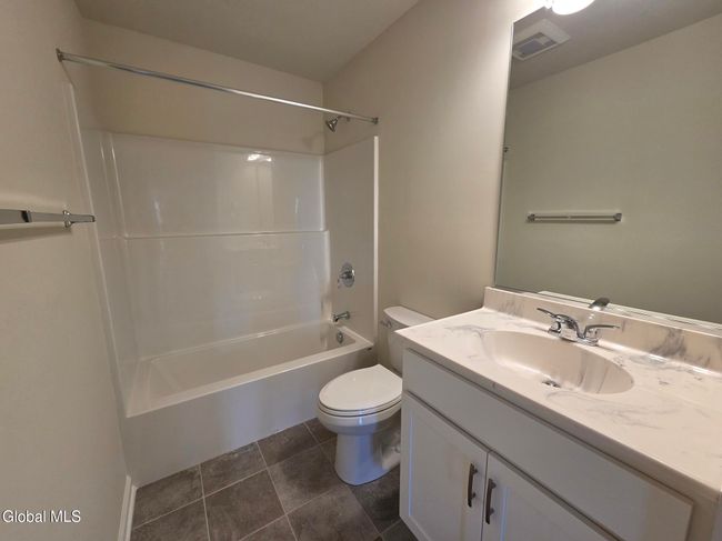 37 Jack Dr, House other with 3 bedrooms, 3 bathrooms and 4 parking in Mechanicville NY | Image 22