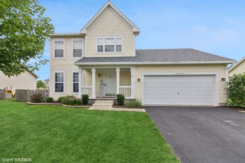 4300 Dobbins St, Plano, IL, 60545-2211 | Card Image