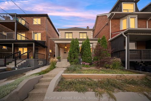 1642 Dufferin St, Toronto, ON, M6H3L8 | Card Image