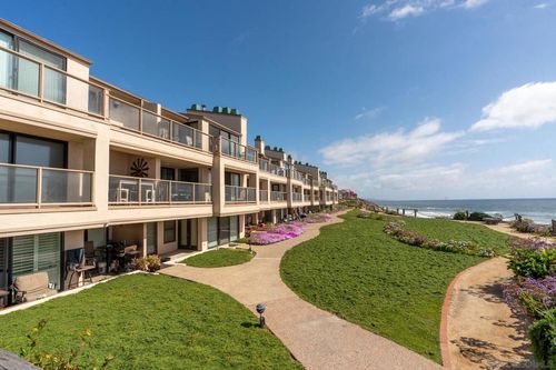 17-579 S Sierra, Solana Beach, CA, 92075 | Card Image
