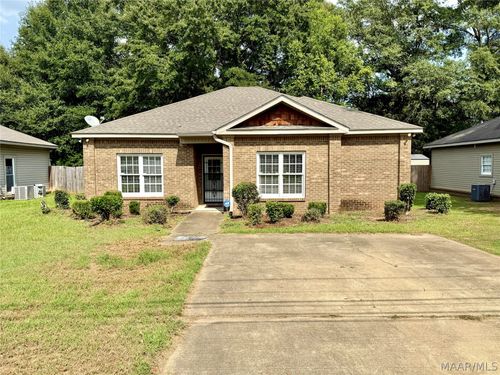 184 Oak St, Selma, AL, 36701-6411 | Card Image