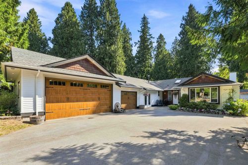 4920 203 St, Langley, BC, V3A5C4 | Card Image