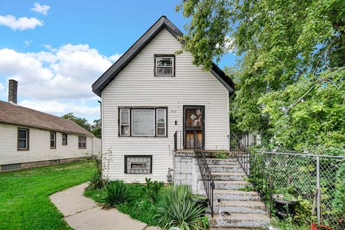 9952 S Vincennes Ave, Chicago, IL, 60643-1303 | Card Image