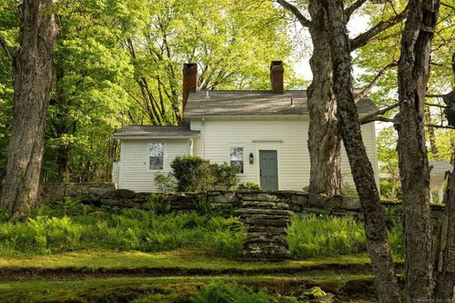 83 Scofield Hill Rd, Washington Depot, CT, 06794-1014 | Card Image