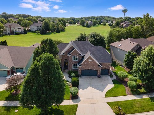 769 Brighton Dr, Sugar Grove, IL, 60554-9344 | Card Image