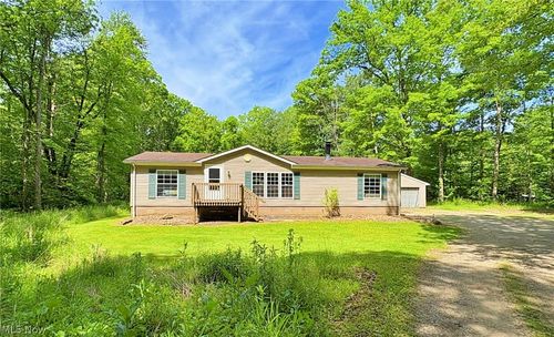 4233 County Line Rd, Diamond, OH, 44412-9740 | Card Image