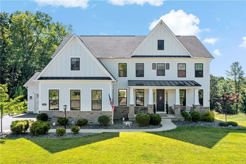 125 Abigail Dr, Mars, PA, 16046-3623 | Card Image