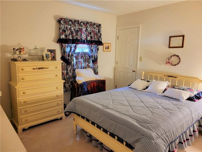 Third bedroom has walk-in closet | Image 21