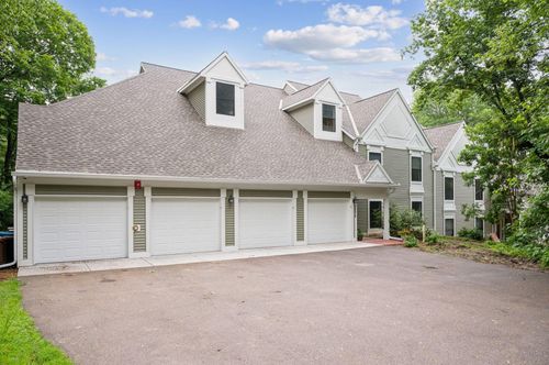 apt-a-15610 26th Ave N, Plymouth, MN, 55447-5635 | Card Image