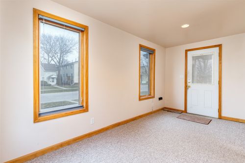 209 S Kellogg Ave, Ames, IA, 50010-6720 | Card Image