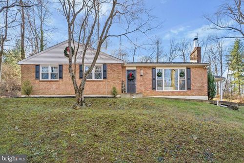 852 W Miner St, WEST CHESTER, PA, 19382-2162 | Card Image