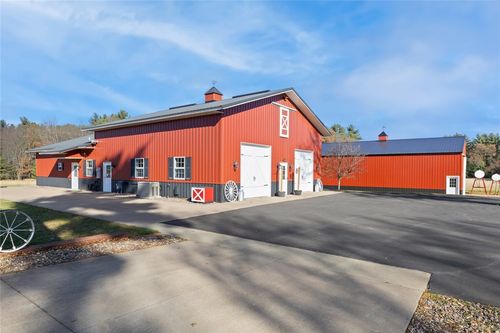 27646 County Highway G, Tomah, WI, 54660-7512 | Card Image