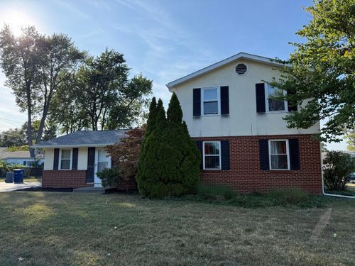 5583 Maple Canyon Ave, Columbus, OH, 43229-3826 | Card Image