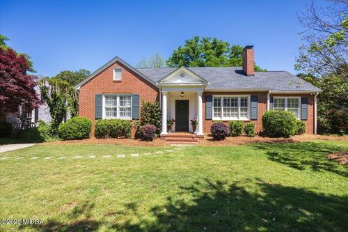 2647 Stanislaus Cir, Macon, GA, 31204-2849 | Card Image