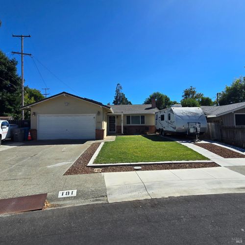 181 Grape Street, Vacaville, CA, 95688 | Card Image