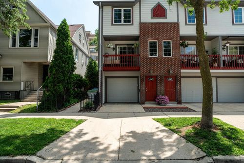 8-1514 N Humboldt Avenue, Milwaukee, WI, 53202 | Card Image