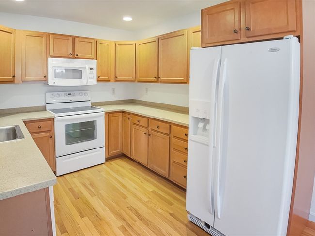 18 - 18 Alden Dr, Condo with 2 bedrooms, 3 bathrooms and null parking in Berlin MA | Image 6